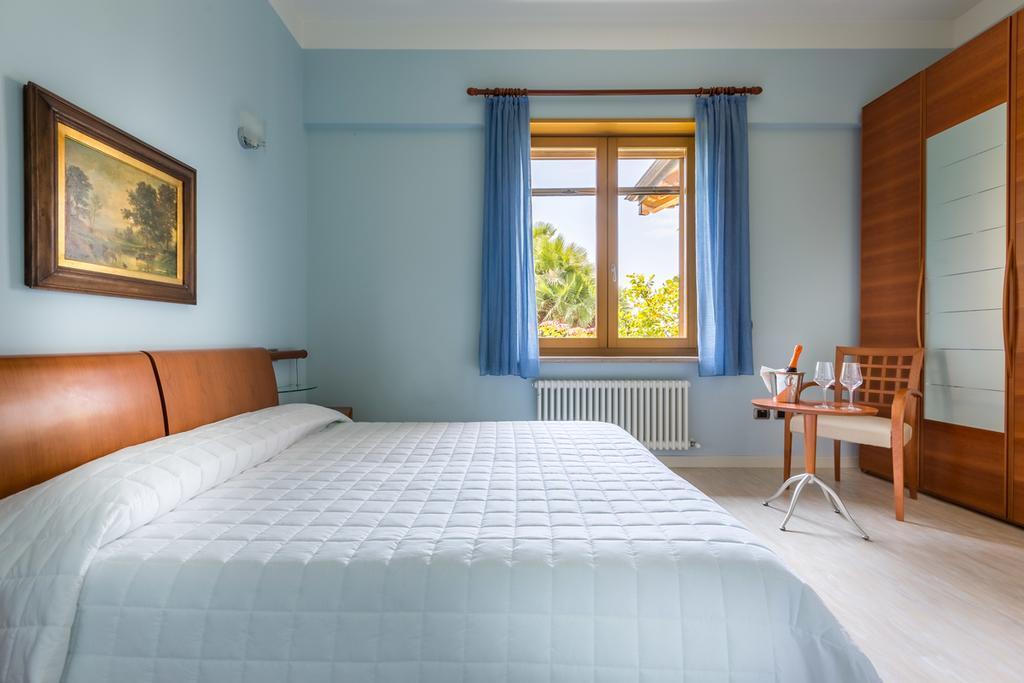 Bed and Breakfast Torre Degli Ulivi Tignale Zewnętrze zdjęcie